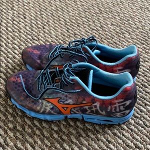 Mizuno running shoes size 7.5 women’s